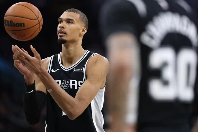 Brillants, Wembanyama et les Spurs triomphent du Thunder en finale de Conférence NBA