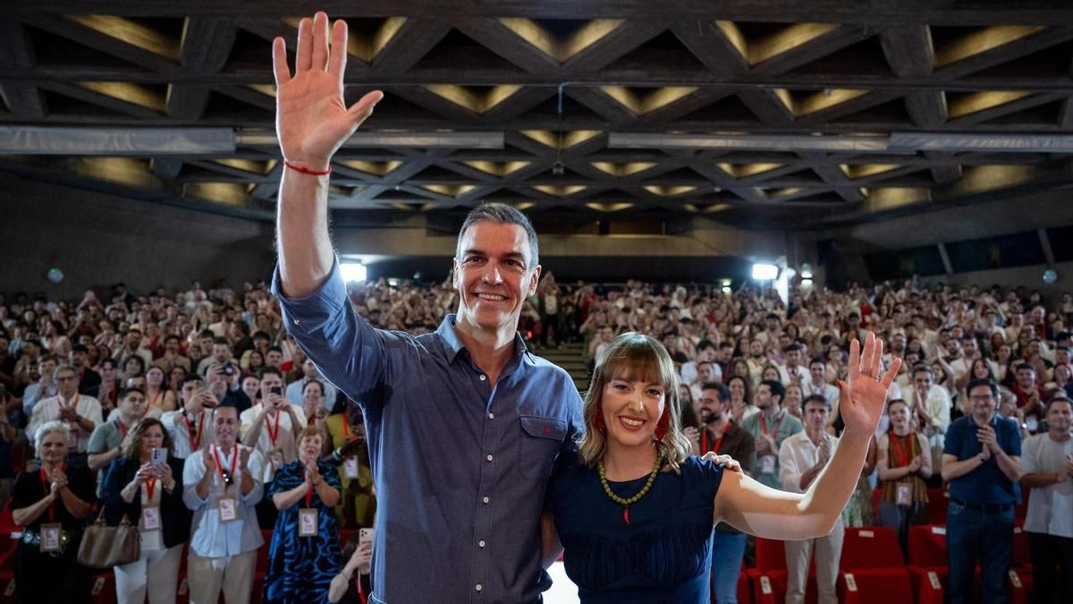 Sánchez, ante las Juventudes Socialistas: “Mientras la oposición marrullera sigue maniobrando, seguimos gobernando”
