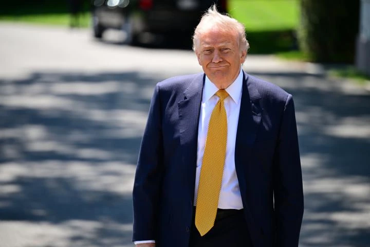 La mayoría de españoles siente "mucho rechazo" ante las descalificaciones de Trump a España, según el CIS