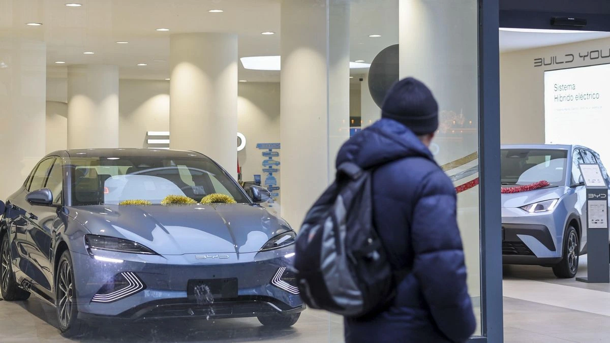 Los coches chinos aceleran la conquista del mercado europeo y adelantan a marcas arraigadas como Ford o Nissan
