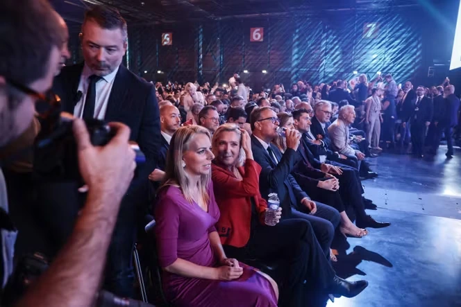 Sénatoriales 2026 : le RN pioche à droite et parmi ses députés pour constituer son futur groupe