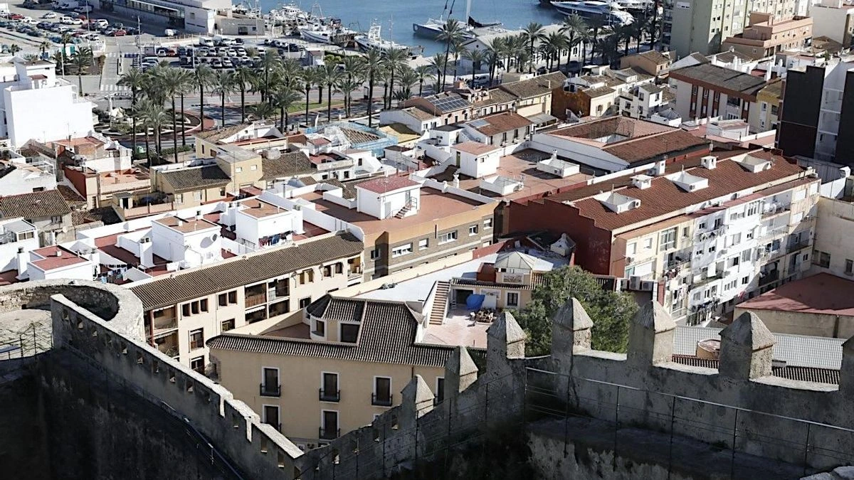 Los precios de la vivienda siguen subiendo un 7% pese a la caída de compras