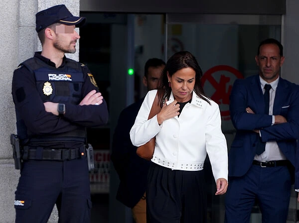 Juicio contra Ábalos, Koldo y Aldama por el caso mascarillas, última hora hoy, en directo | Pardo de Vera desvela que veía a Aldama mucho en la planta noble del ministerio de Transportes y Ábalos le reconoció: "No es algo normal, pero es amigo de Koldo"