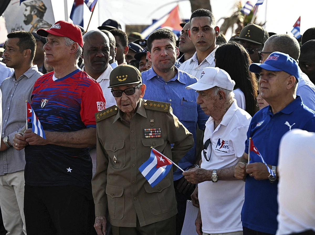 Trump busca en Cuba una "victoria corta, clara e histórica" antes de las elecciones
