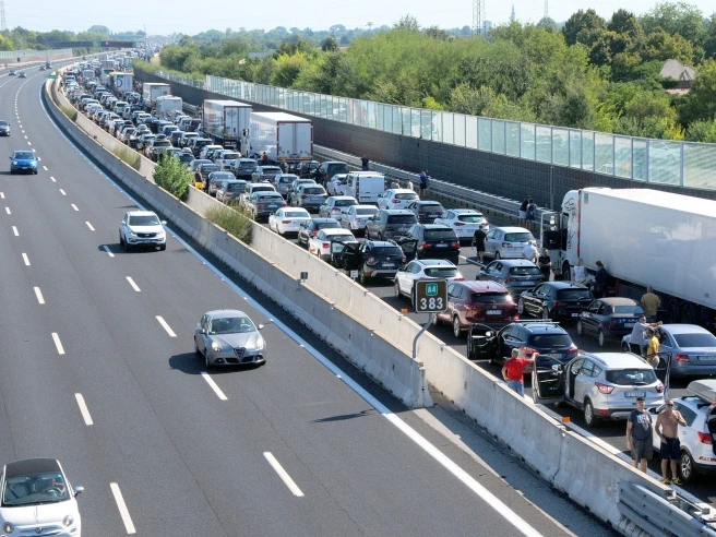 «Rimborsi in autostrada per cantieri e traffico, così funziona la nuova app»