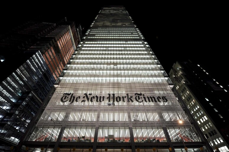 Usa l'IA in una recensione, il New York Times lo mette alla porta