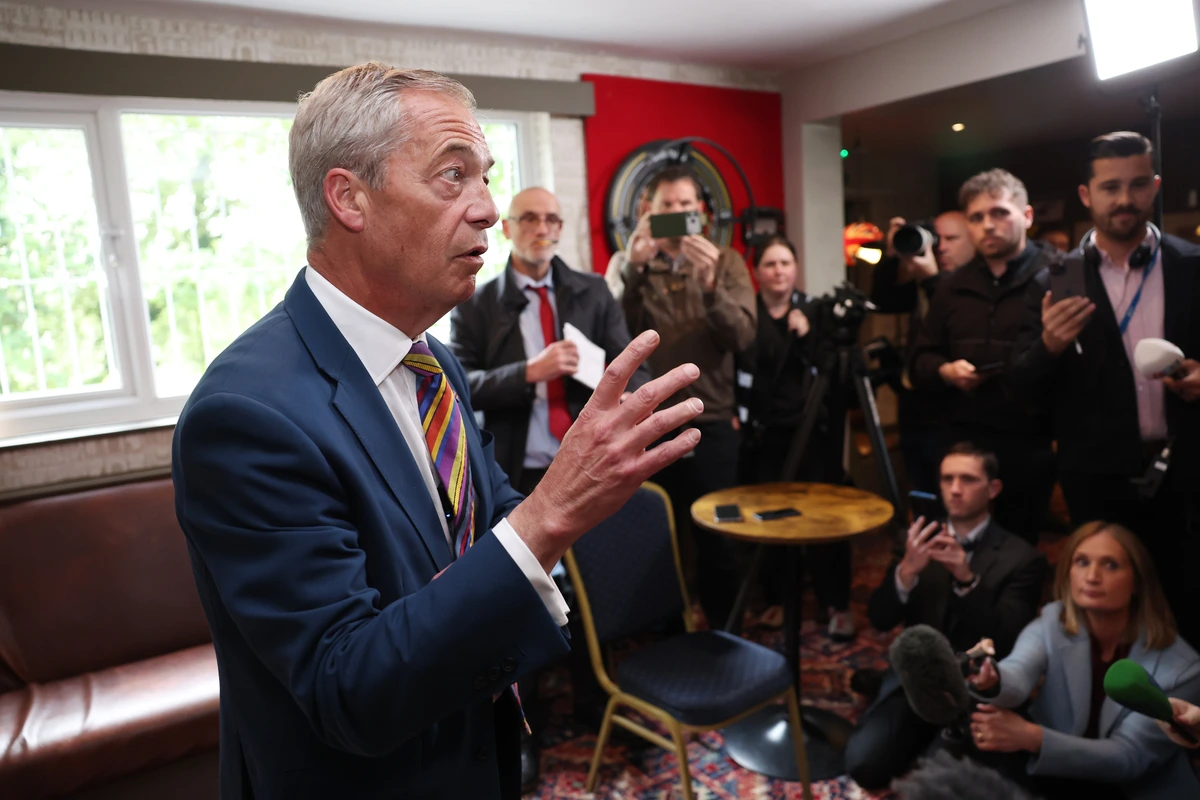 The towns and cities that show politics in England is splintering from two-party system