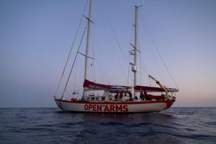 Rumbo a Cuba, la flotilla española que busca romper el bloqueo estadounidense con el velero Astral de Open Arms: "Es como lo de Gaza, pero sin bombas"