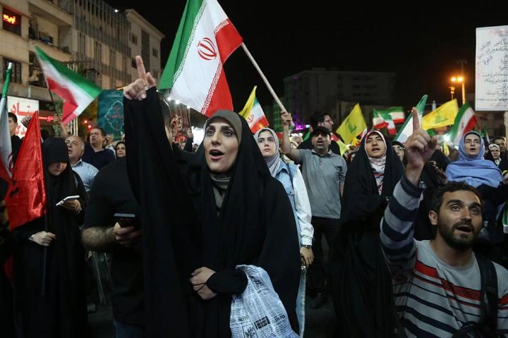 Irán hace caso a Trump: cesa el fuego contra Israel pero promete retomarlo si ataca Líbano