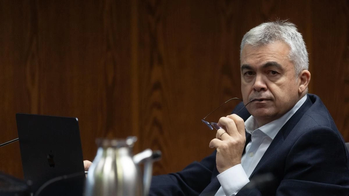 Santos Cerdán se presenta en su libro como víctima de una cacería por ser el “arquitecto de las mayorías imposibles”