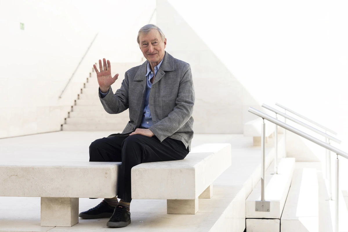 Julian Barnes, novelista adelantado a su tiempo, gana el Premio Princesa de Asturias de las Letras