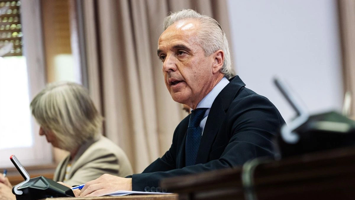 El Supremo abre causa a un senador del PSOE por proponer como jueza de paz a su esposa, también del partido