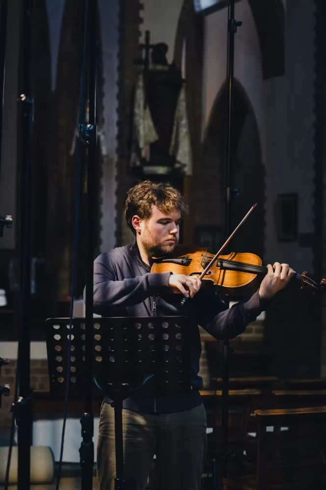 Timothy Ridout, l’altiste britannique qui donne toute sa profondeur à son instrument