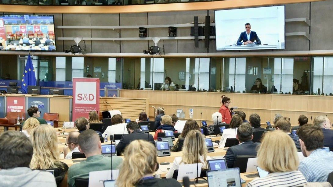 Sánchez dice que “la desigualdad es la herida que alimenta a la extrema derecha” durante el acto del giro ideológico de los progresistas