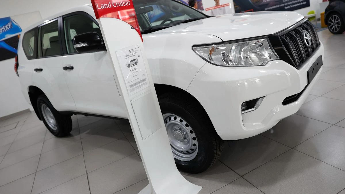 El Congreso exige al Gobierno que cumpla el Plan Renove para coches de combustión de bajas emisiones