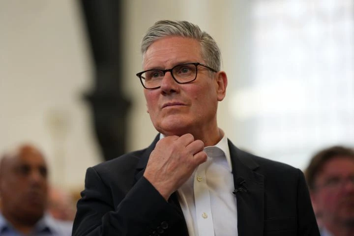 La misteriosa mano rusa tras los ataques incendiarios contra la casa familiar de Keir Starmer