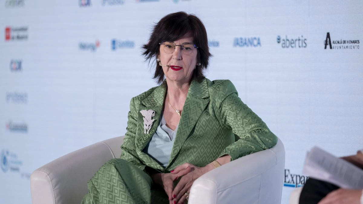 La presidenta de la CNMC se despide admitiendo “errores” pero lamenta la “crítica injusta” al organismo