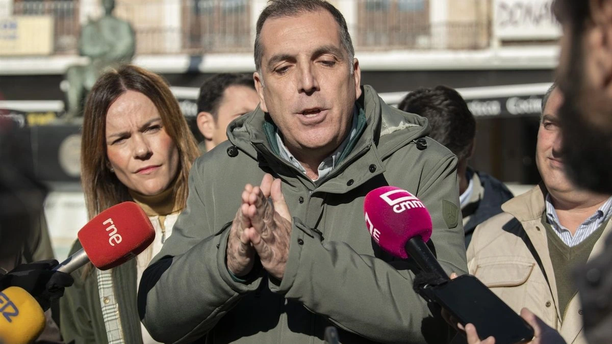 La Justicia absuelve al portavoz de Seguridad de Vox, condenado por participar en un mitin siendo policía