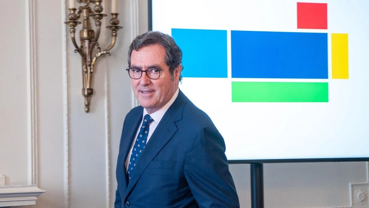 Garamendi se presenta a un tercer mandato en la CEOE y denuncia “campañas sucias” en su contra