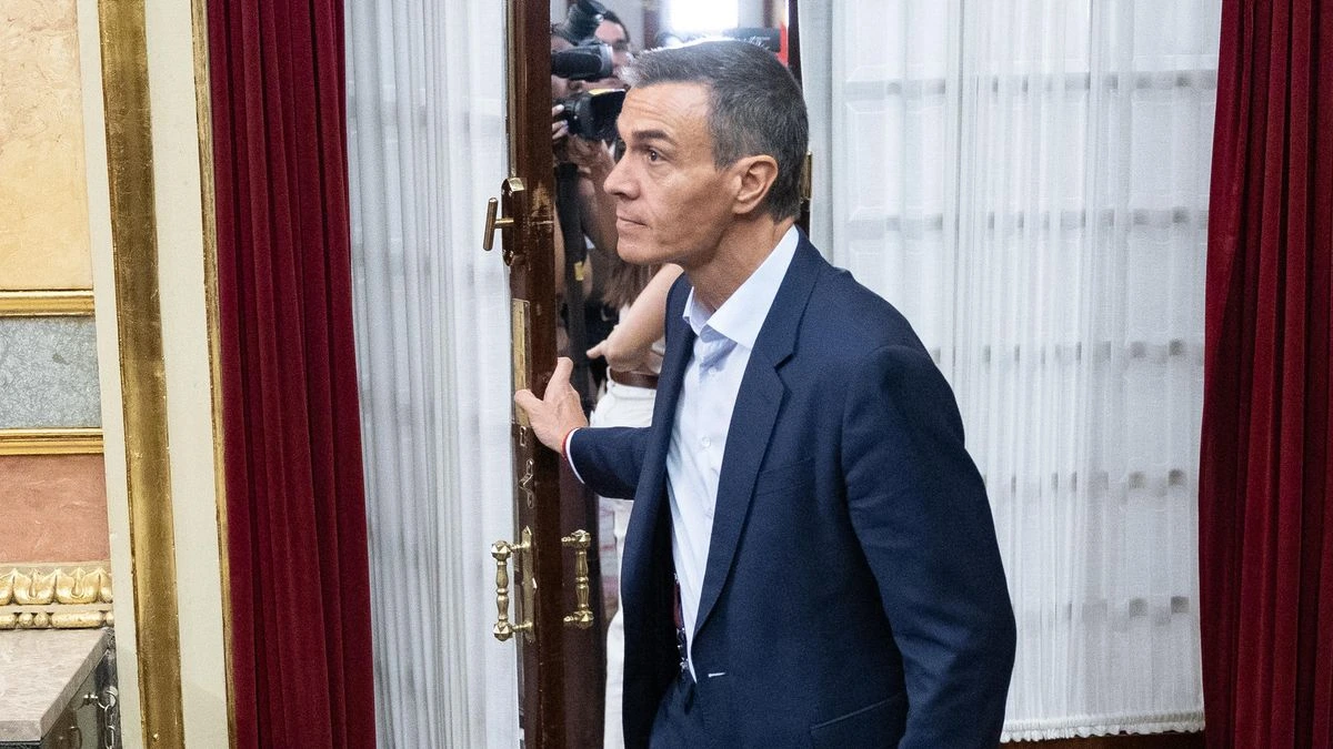 El PP logra que el Congreso reclame a Sánchez una cuestión de confianza con el apoyo de Junts