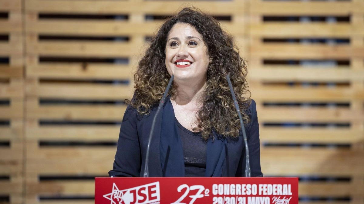 Enma López deja su puesto en la Ejecutiva federal del PSOE para centrarse en las primarias a la alcaldía de Madrid