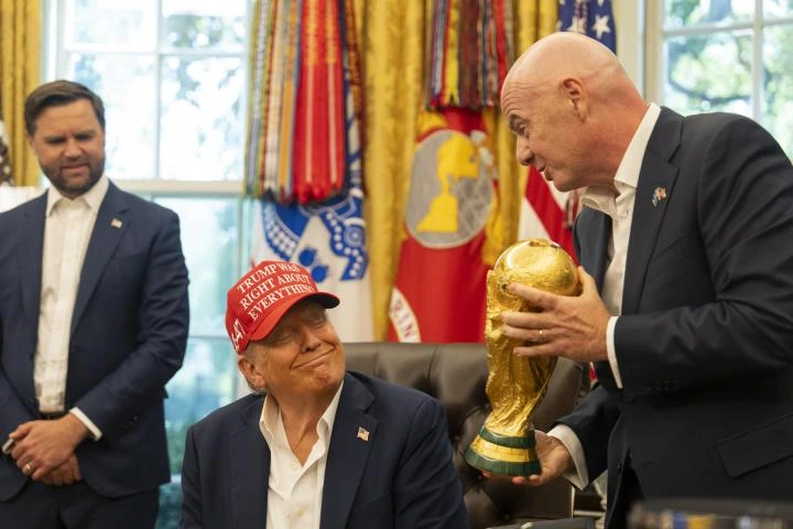 Un politólogo y exfutbolista carga contra el Mundial de Trump: "Ha usado el deporte para su beneficio político más que ningún presidente reciente"
