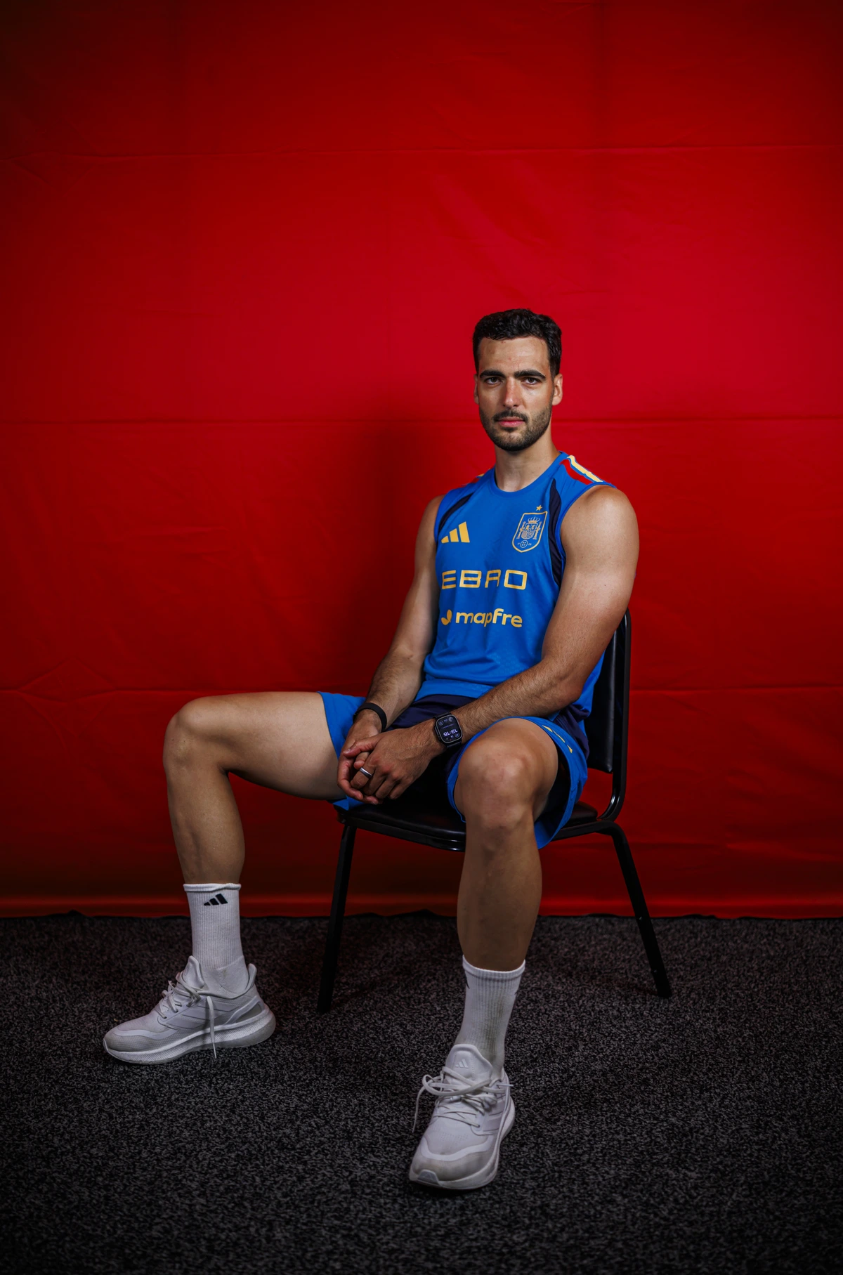 Mikel Merino: "Sin mi mujer no estaría aquí. Ha sido increíble verla, embarazada de ocho meses, ayudándome a subir las escaleras"