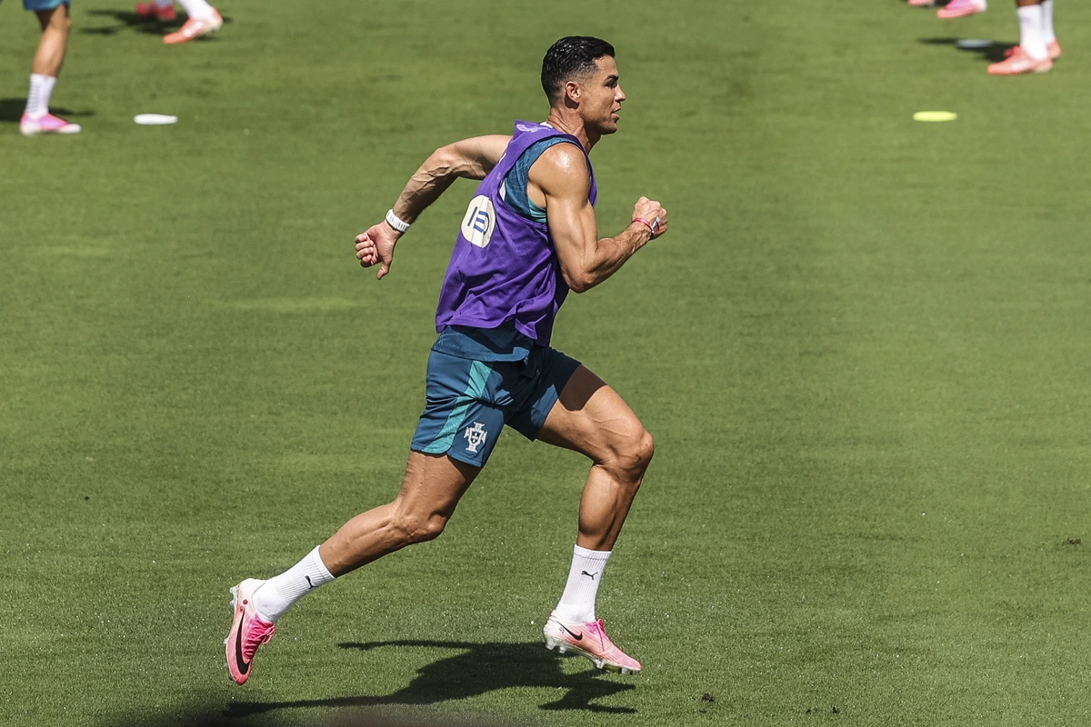 Del niño Cristiano a ser "como Eusebio o el fado": "El bueno era Quaresma, pero un día Mendes nos dijo que tenía uno mejor. Parecía imposible"