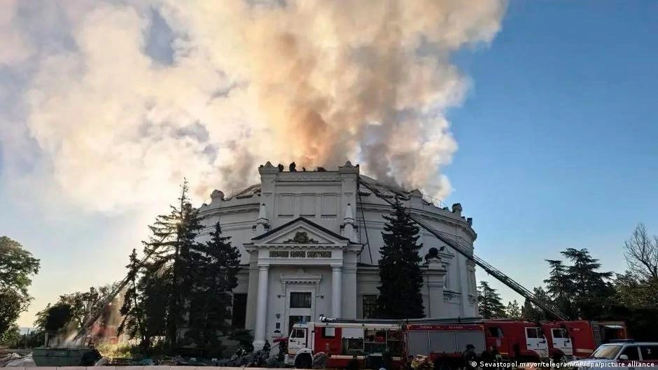 Ataque masivo de Ucrania contra industria militar rusa