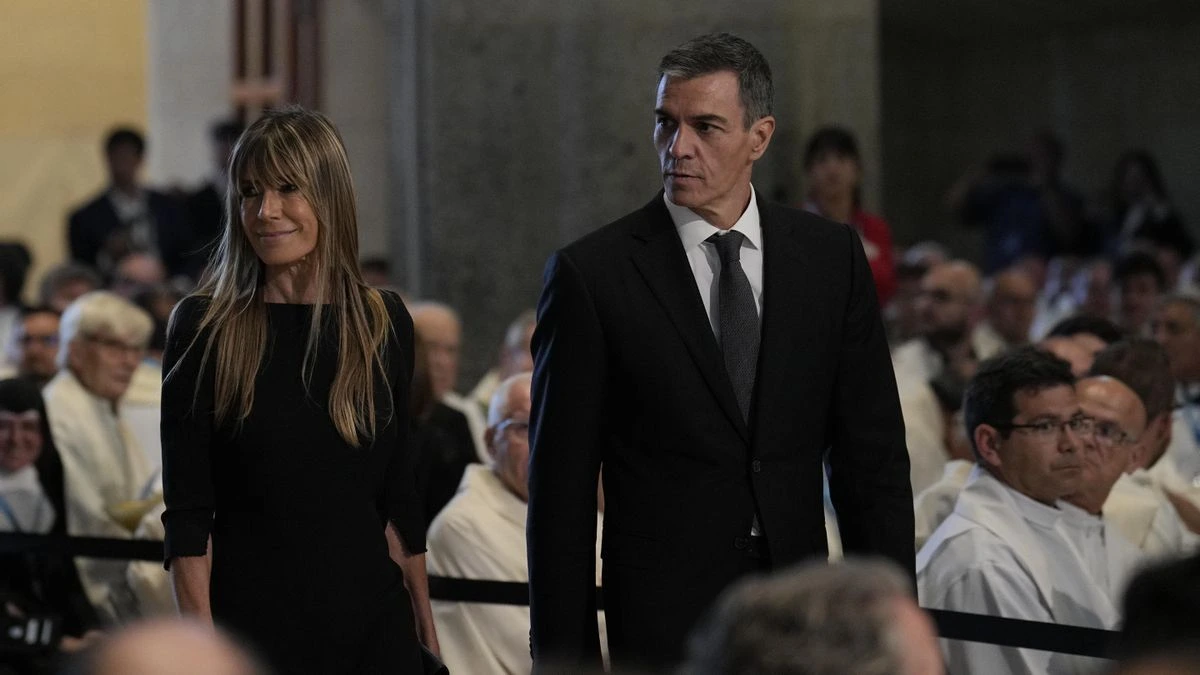 Begoña Gómez comparece ante el juez Peinado con el riesgo de perder su pasaporte
