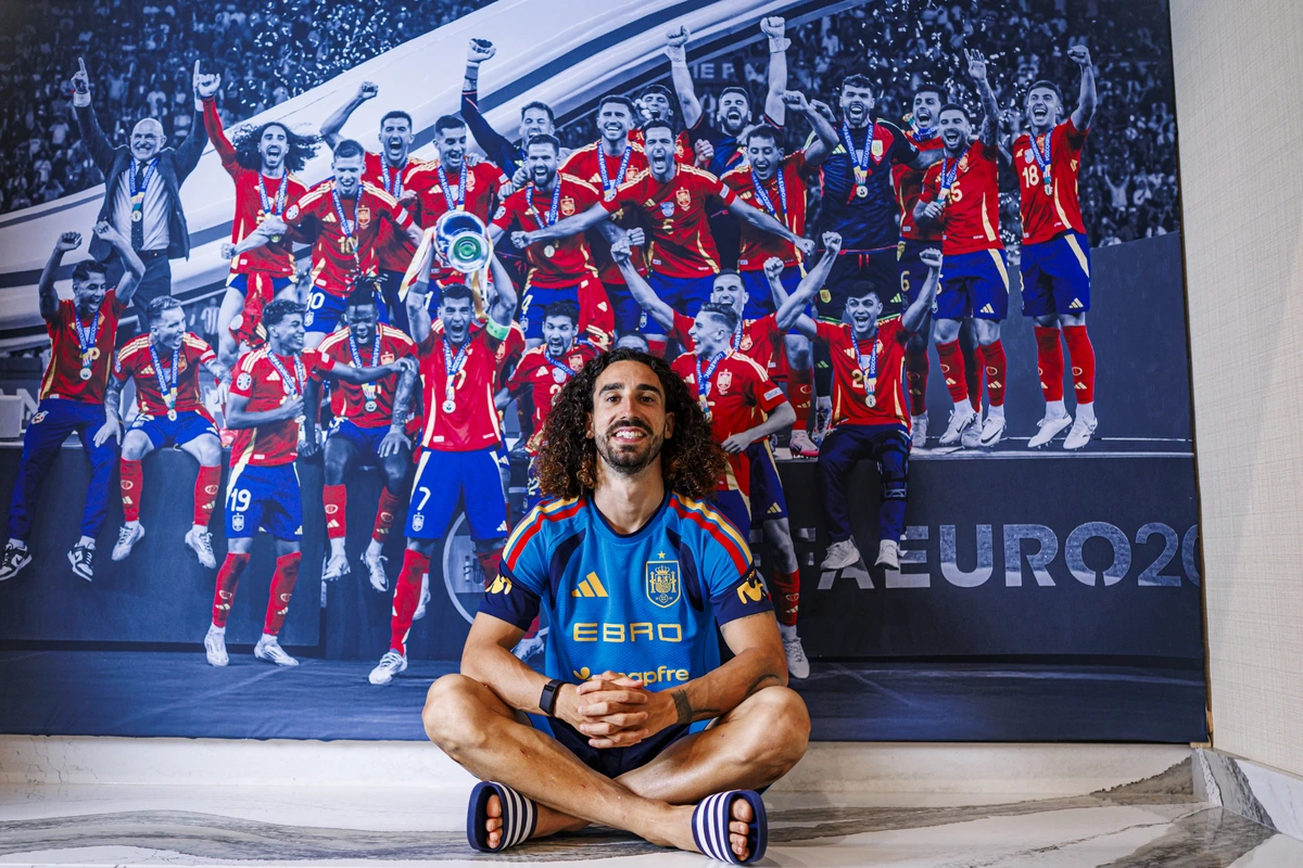 Cucurella: "Jugar para el Madrid es un honor, no muchos jugadores lo pueden decir"
