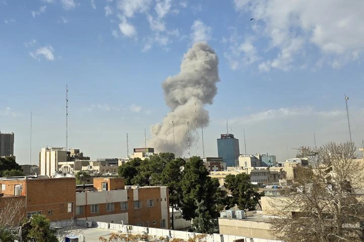 Ormuz, bombardeos y amenazas: por qué Oriente Medio vive sus horas más imprevisibles desde abril