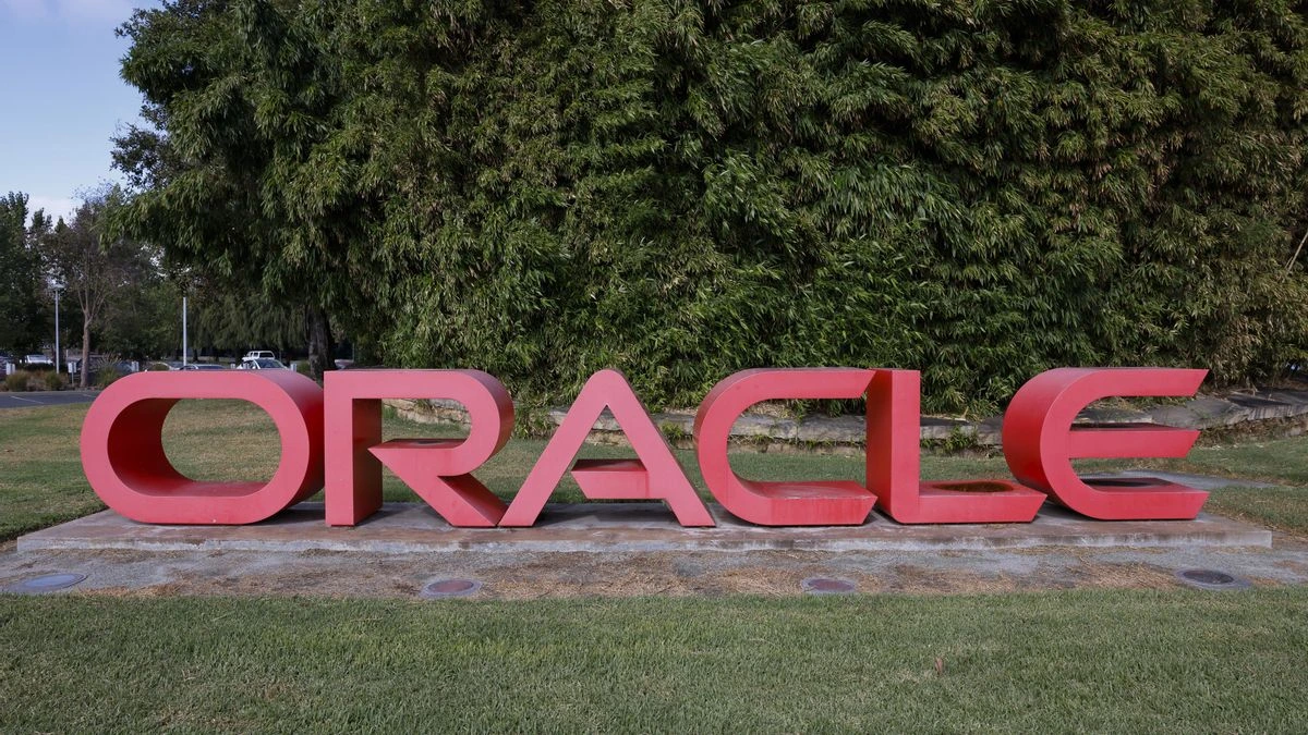 Oracle recorta 21.000 empleos por la IA y advierte de que pueden llegar más reducciones