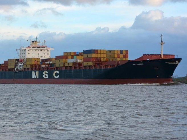 Nave Msc colpita dai Pasdaran al largo dell’Iraq, il gruppo di Aponte: «Ritorsione ingiustificata, noi siamo italiani»