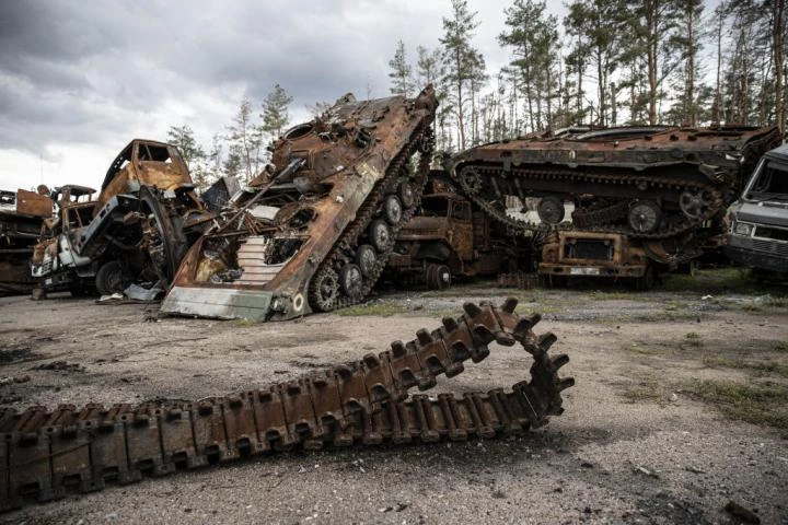 De 6.800 tanques en 2022 a menos de 900 cuatro años después: la reserva de Rusia se está reduciendo drásticamente