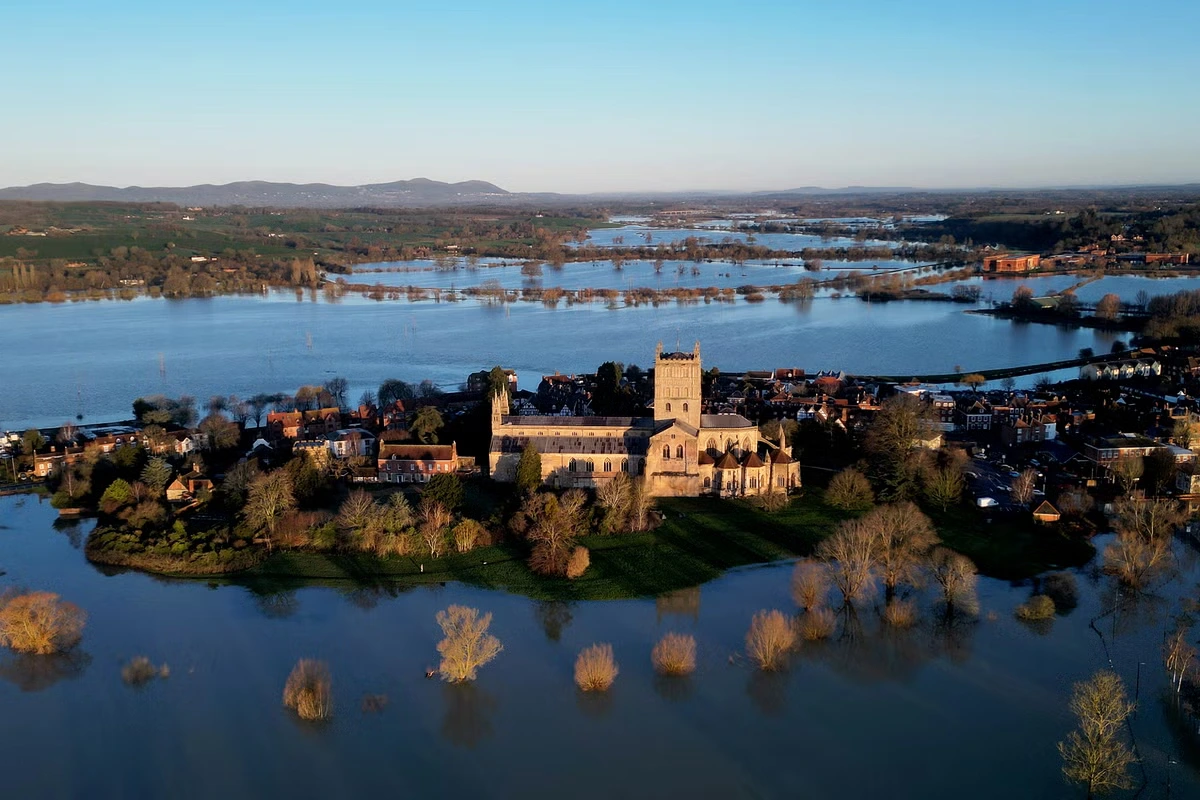 UK’s water crisis could cost lives, former environment secretary warns