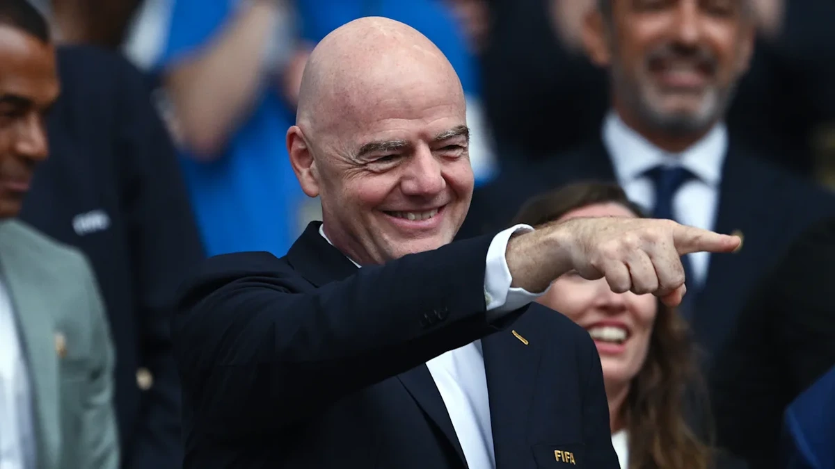 Sprengt Infantino die Halbzeitpause beim WM-Finale?