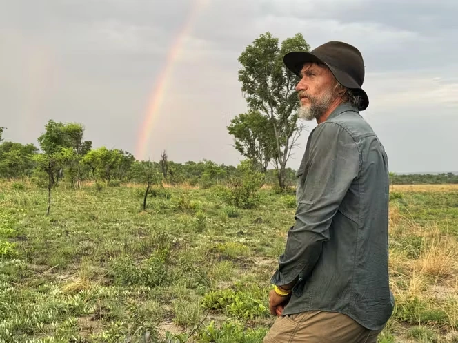 Avec le documentaire « Ghost Elephants », le cinéaste Werner Herzog part sur les traces de pachydermes disparus