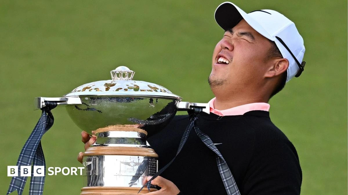 Tears of joy & Tiger text as Kim ends three-year title wait