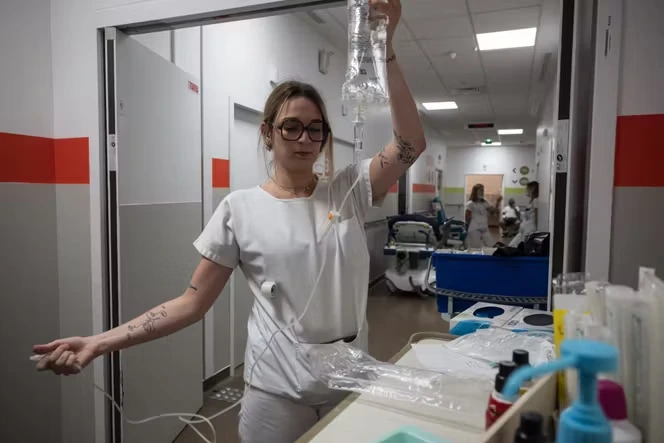 Nouvelle vague de chaleur, congés d’été des soignants : l’hôpital sous haute vigilance