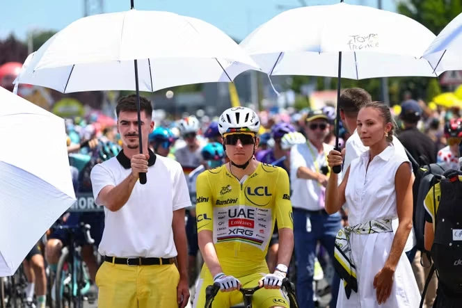 Tour de France 2026 : la canicule pousse le syndicat des coureurs à réclamer l’adaptation des horaires des étapes