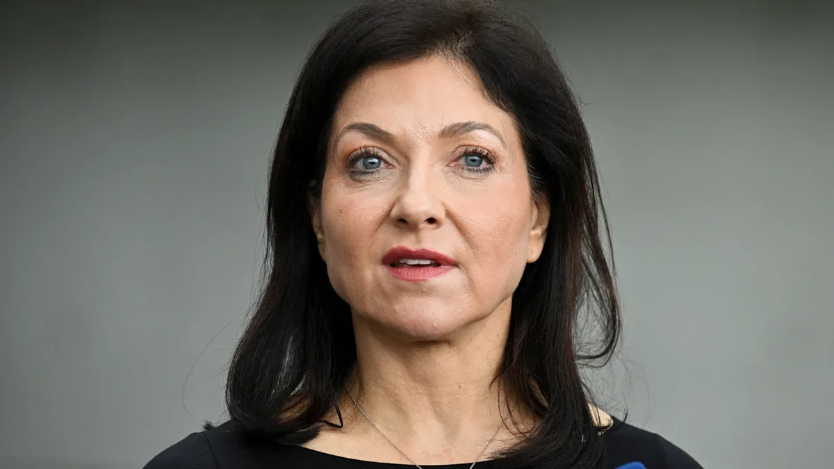 Ministerin Katherina Reiche lässt sich in der Sommerpause operieren
