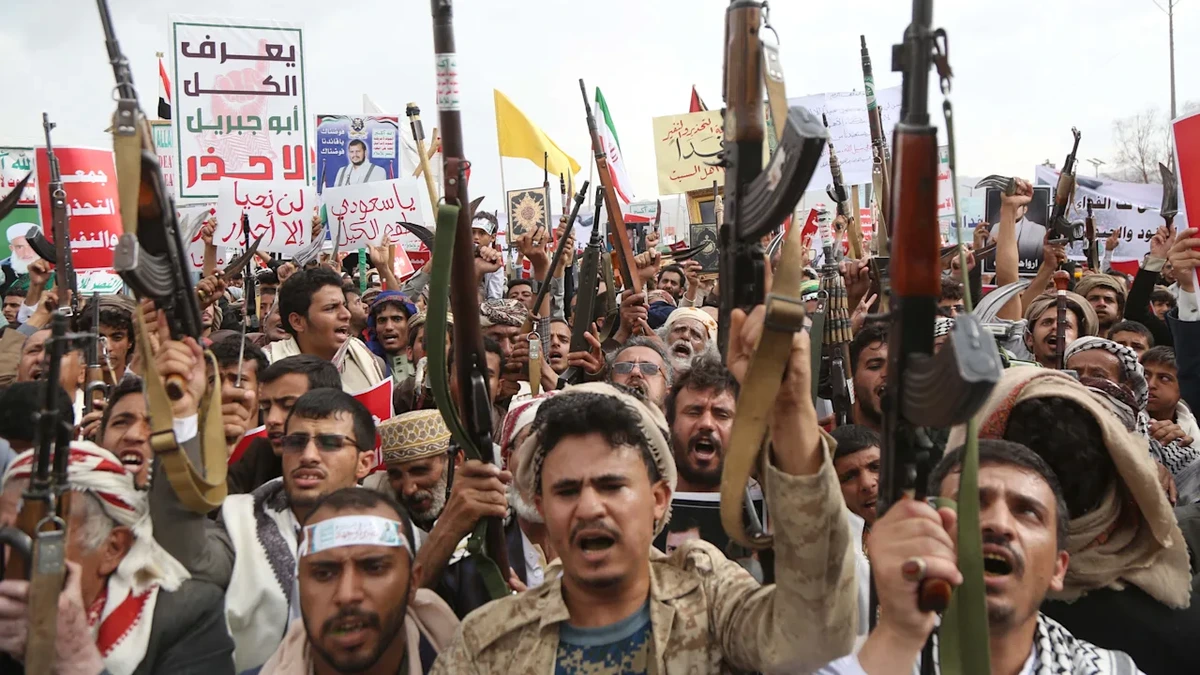 Huthis blockieren Meerenge bei Saudi-Arabien – Nächster Preisschock bei Öl droht