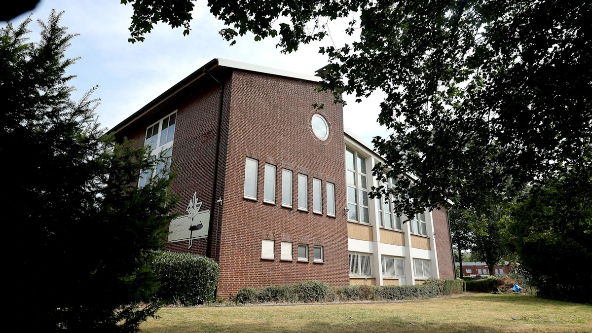 Kontakt zu Islamisten: Schüler (16) plante Terror-Anschlag auf Kirche