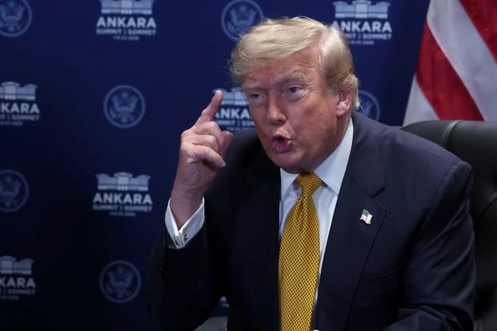 Trump afirma que el alto el fuego "ha terminado" y llama a los iraníes "enfermos"