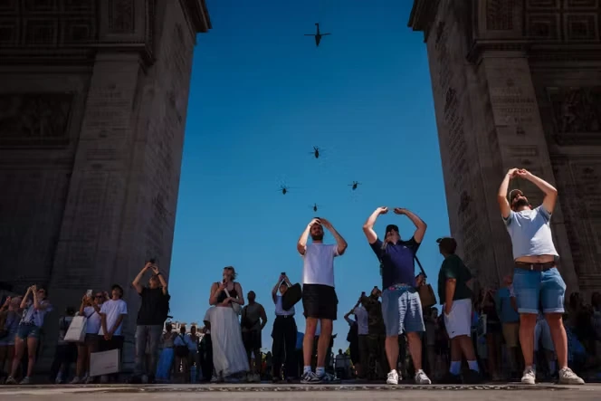 14-Juillet : les personnes qui veulent assister au défilé sur les Champs-Elysées devront présenter un QR code