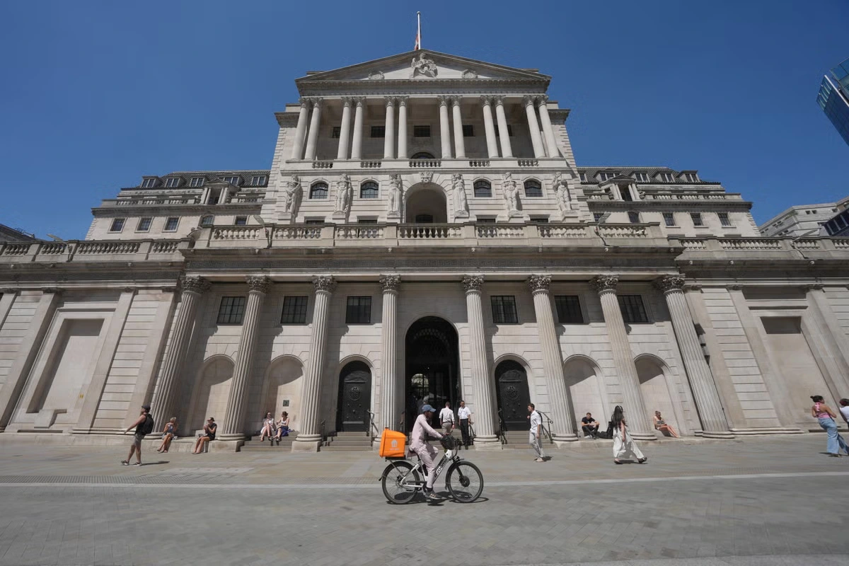 Rapid AI advances increasing financial stability risks, Bank of England warns