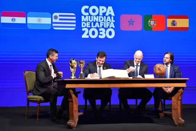 La FIFA examinera une nouvelle expansion de la Coupe du monde à 64 équipes avant le Mondial 2030, assure Gianni Infantino