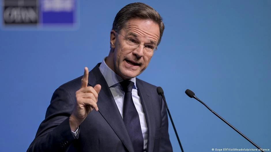 Rutte urge reforzar las defensas aéreas ucranianas