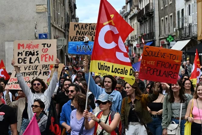 Présidentielle 2027 : les syndicats, inquiets par les reculs dans des pays dirigés par l’extrême droite, essaient de se mobiliser contre le RN